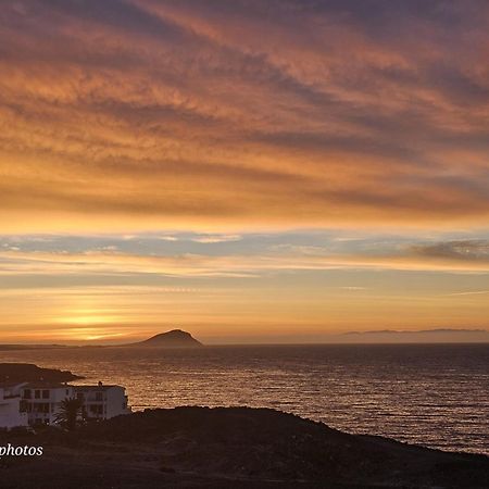 Amazing Seaview Balcon Del Mar Glass Veranda Costa Del Silencio Εξωτερικό φωτογραφία