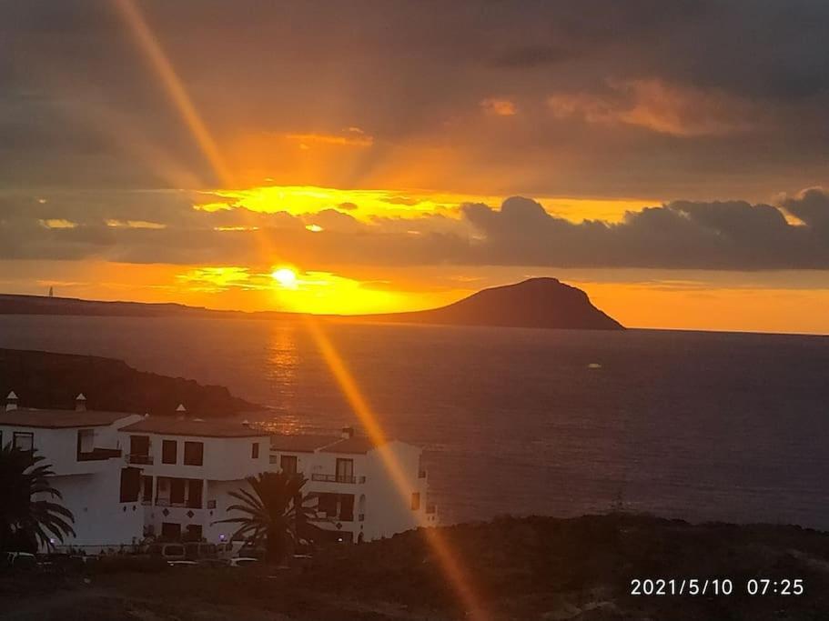 Amazing Seaview Balcon Del Mar Glass Veranda Costa Del Silencio Εξωτερικό φωτογραφία